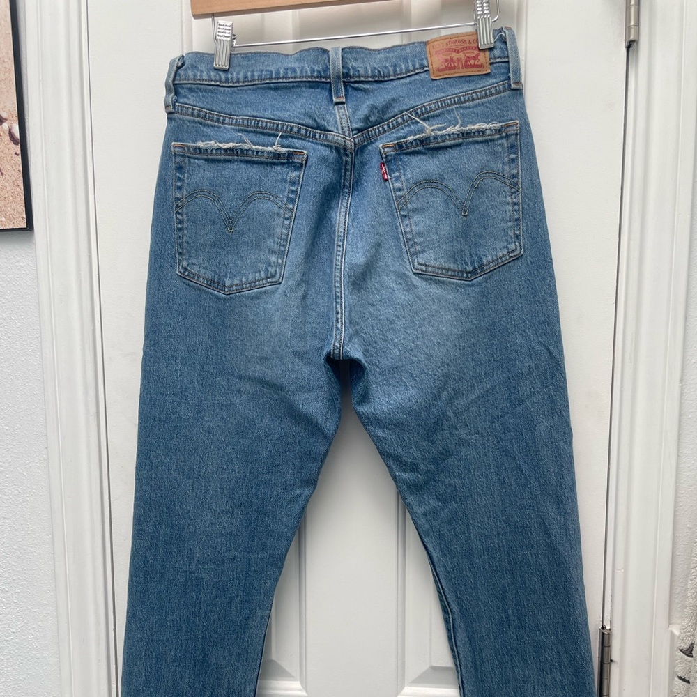 Levis jeans - Picture 2 of 5